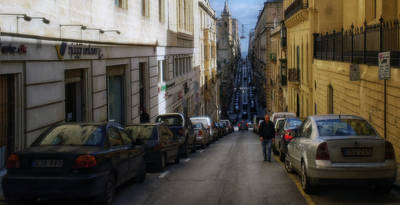 Типичная Валетта...