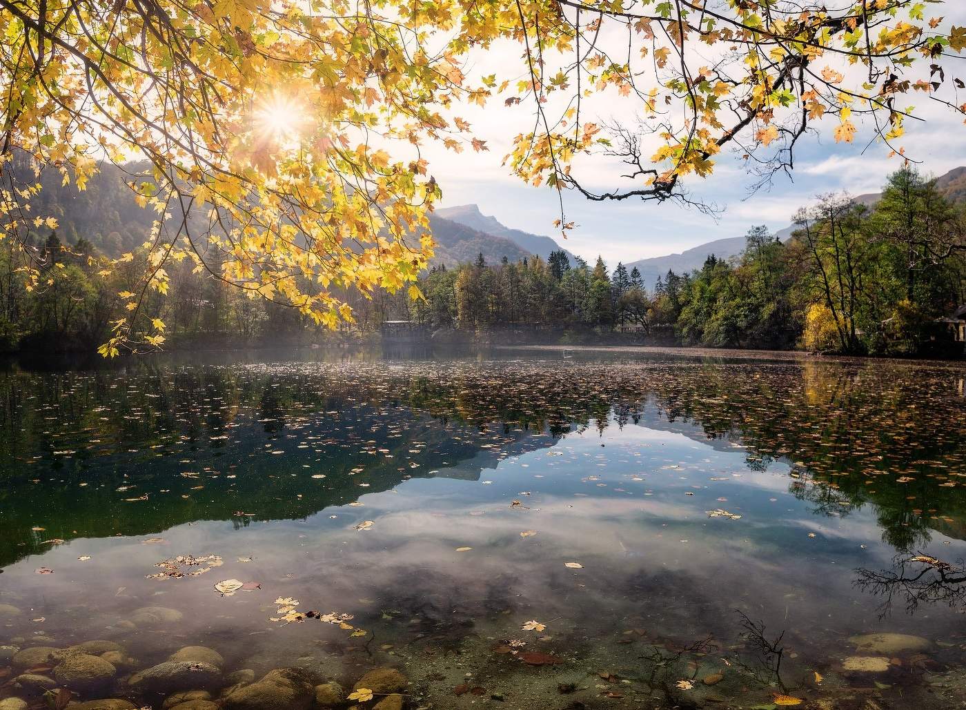 "Голубое озеро"