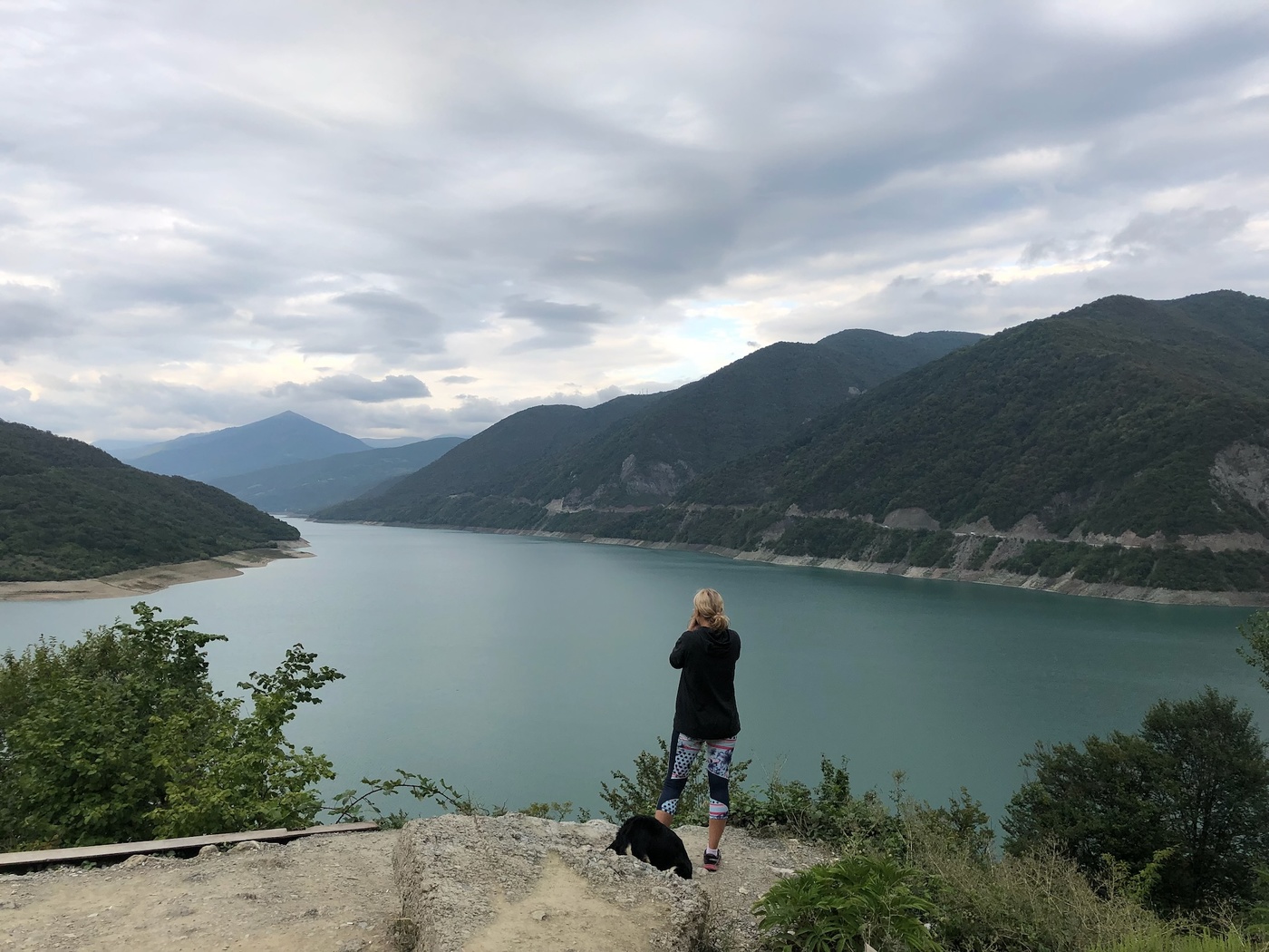 Смотрю в озёра синие…