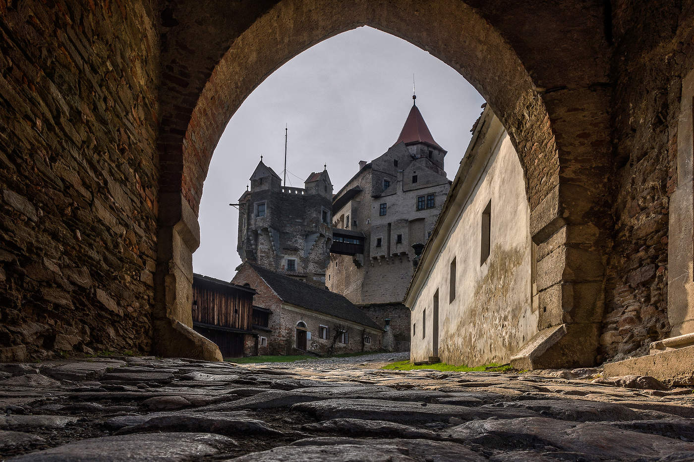Замок Пернштейн