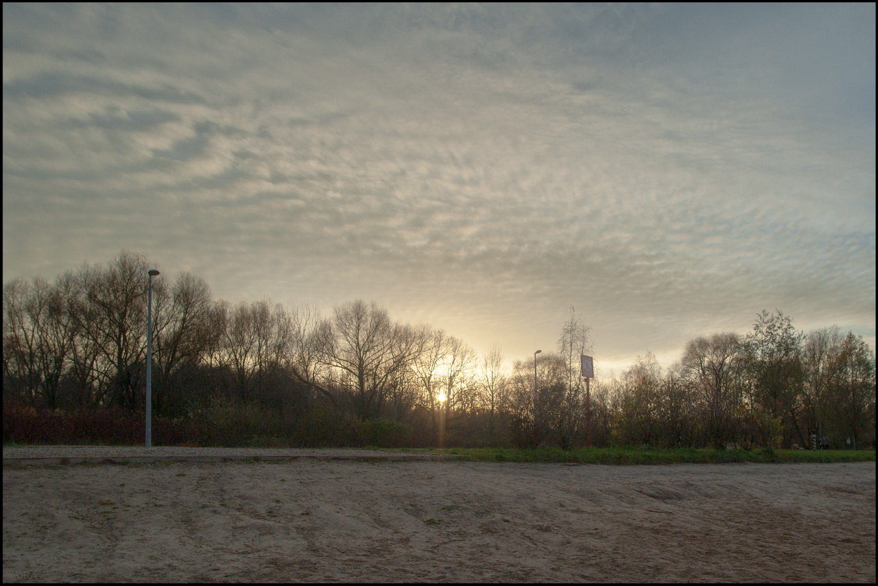 Опустели пляжи в ноябре