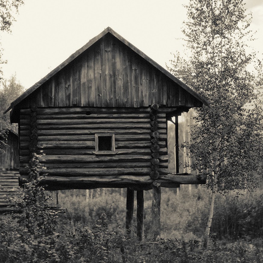 Баня по-черному на сваях