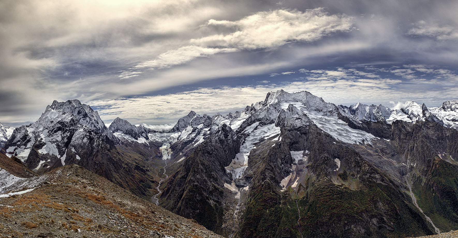 Вы застывшие волны от времён Мирозданья....