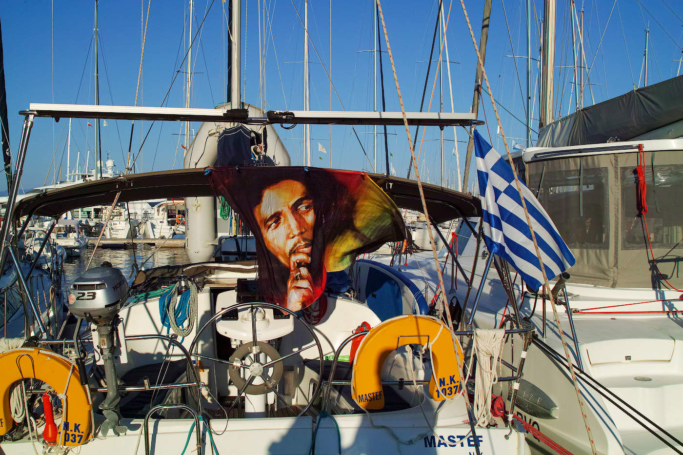 Под парусом с кумиром