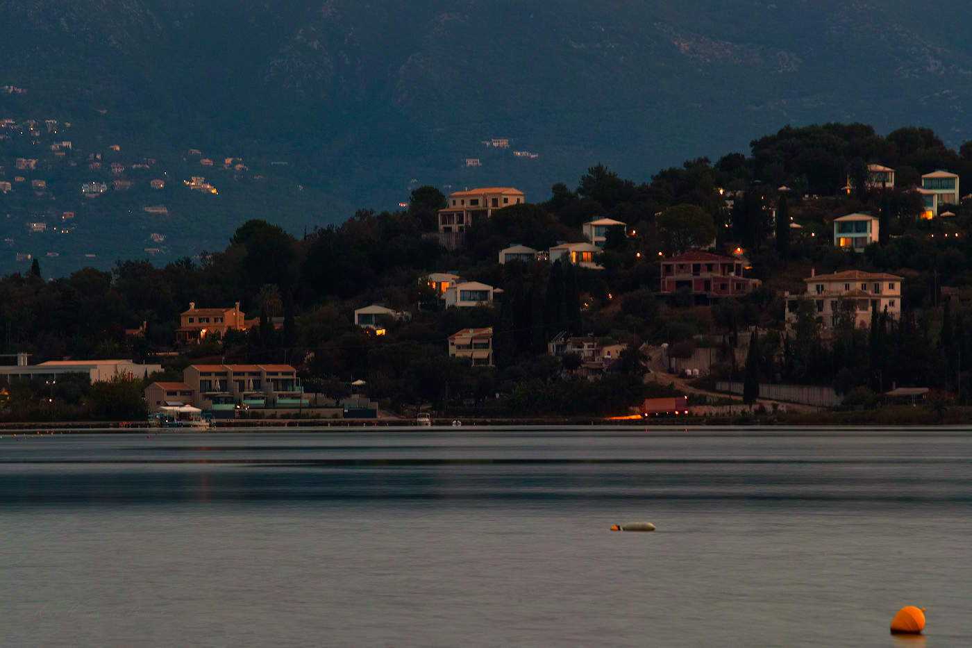 Ещё не утро,но уже не ночь.