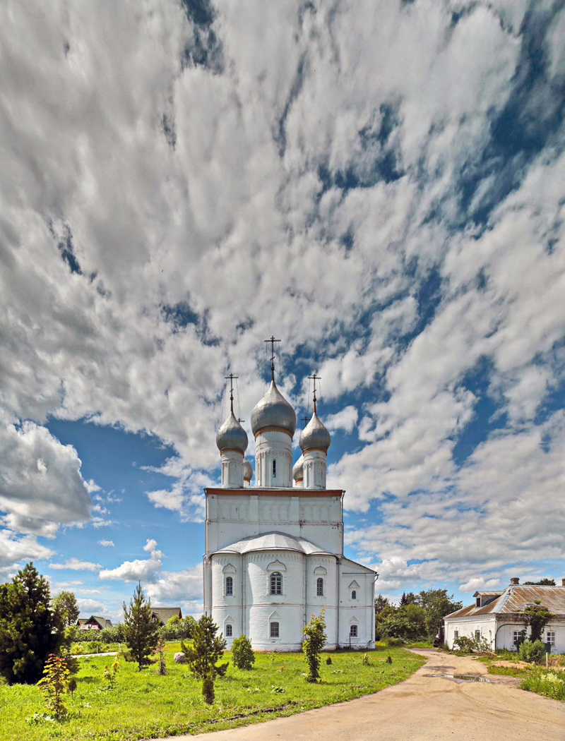 Спасо-Преображенский храм в Спасо- яковлевском монастыре