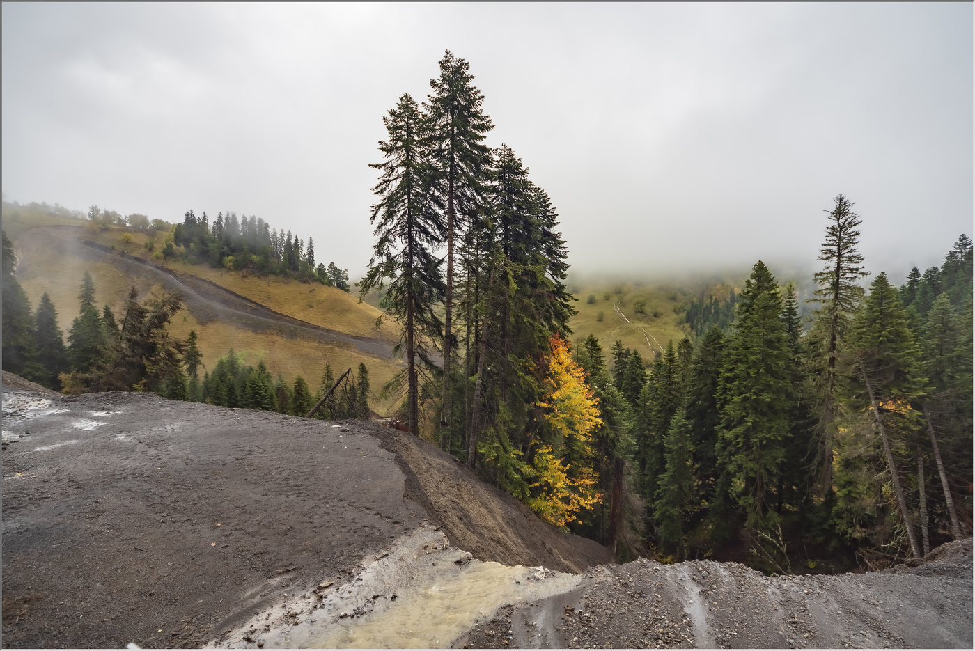 Осень пришла в горы