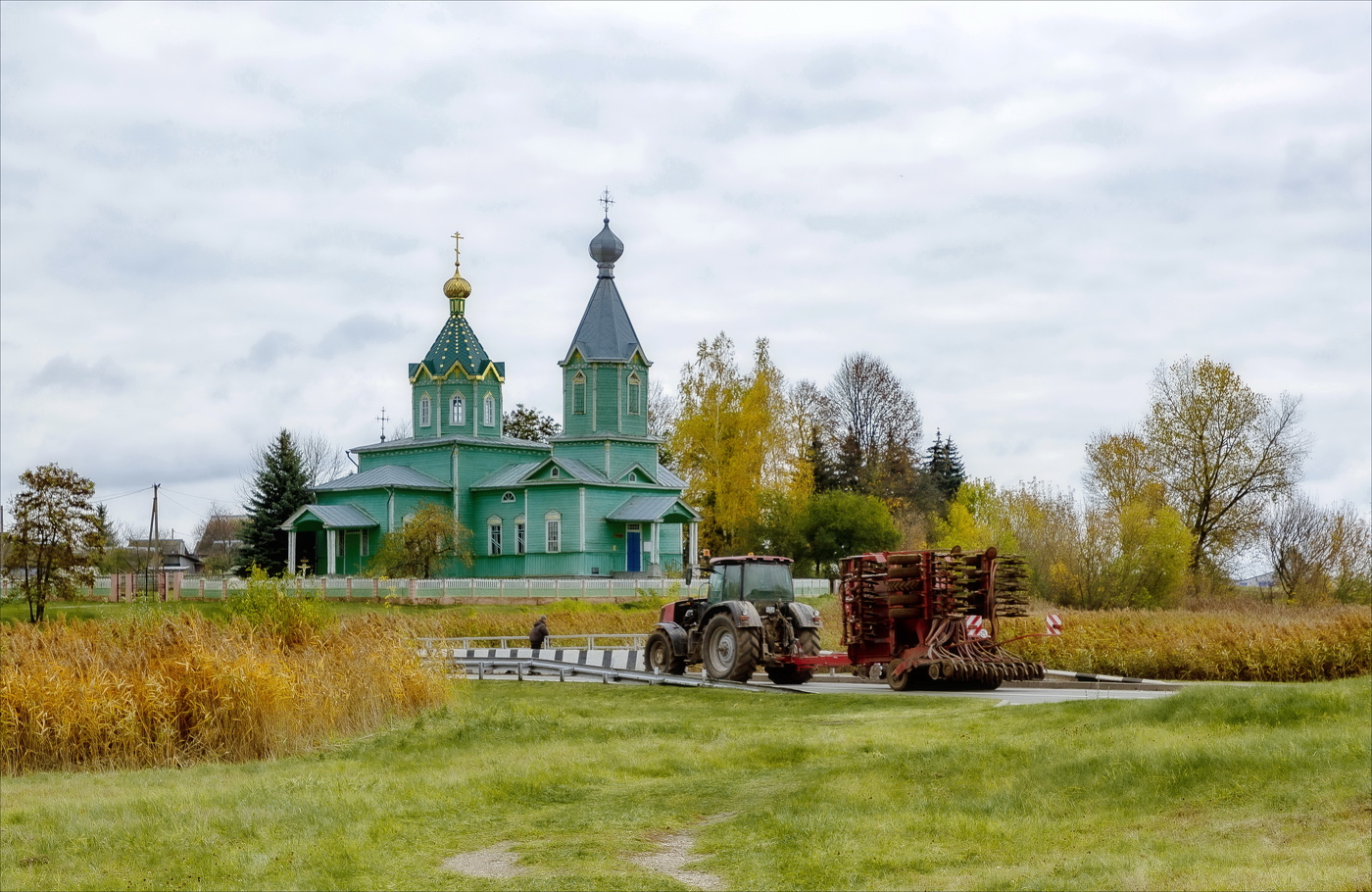 По дороге к Храму