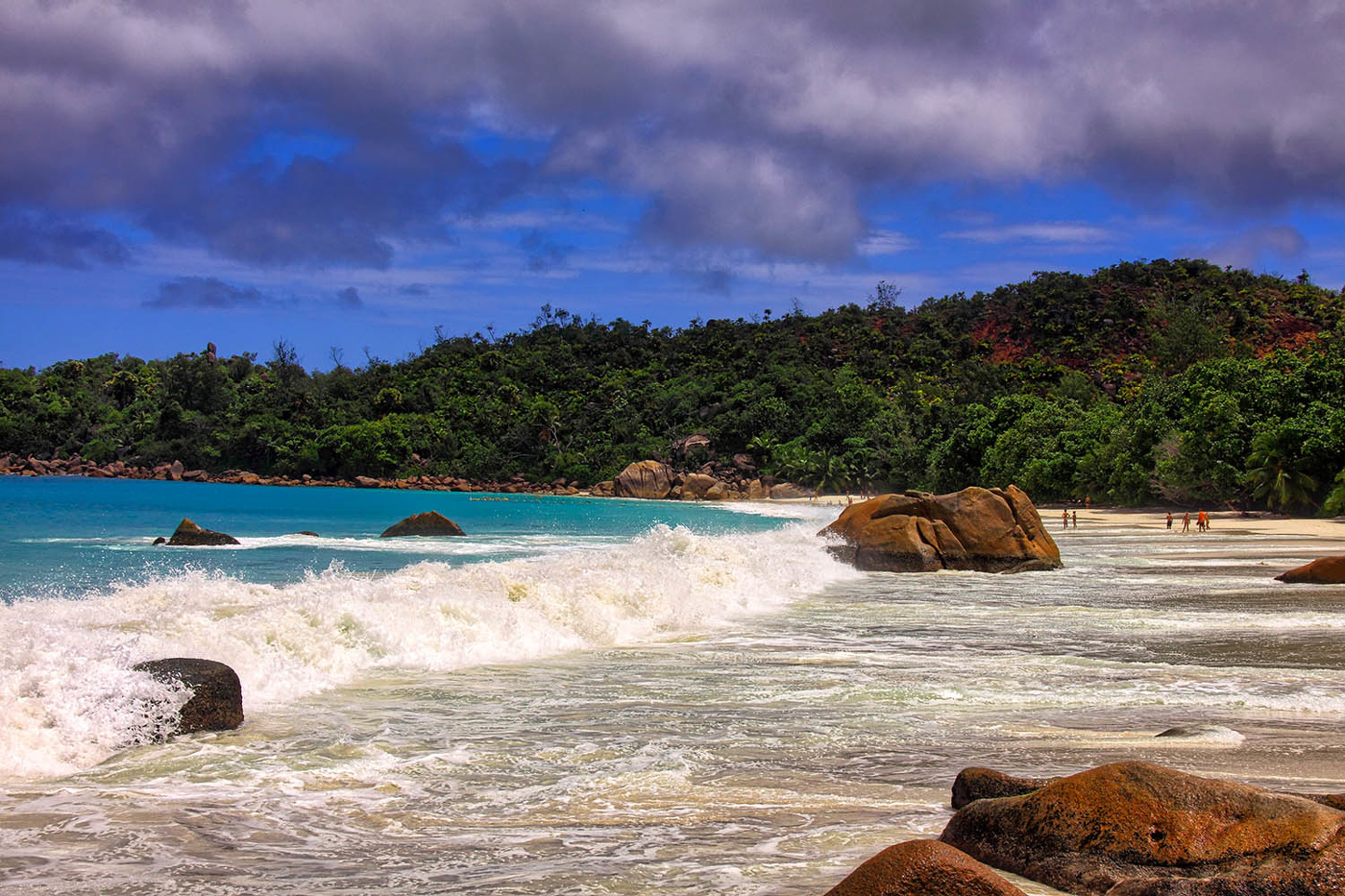 На острове Праслен