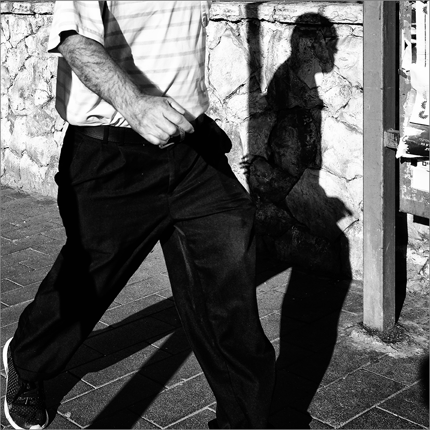 Мимо проходили