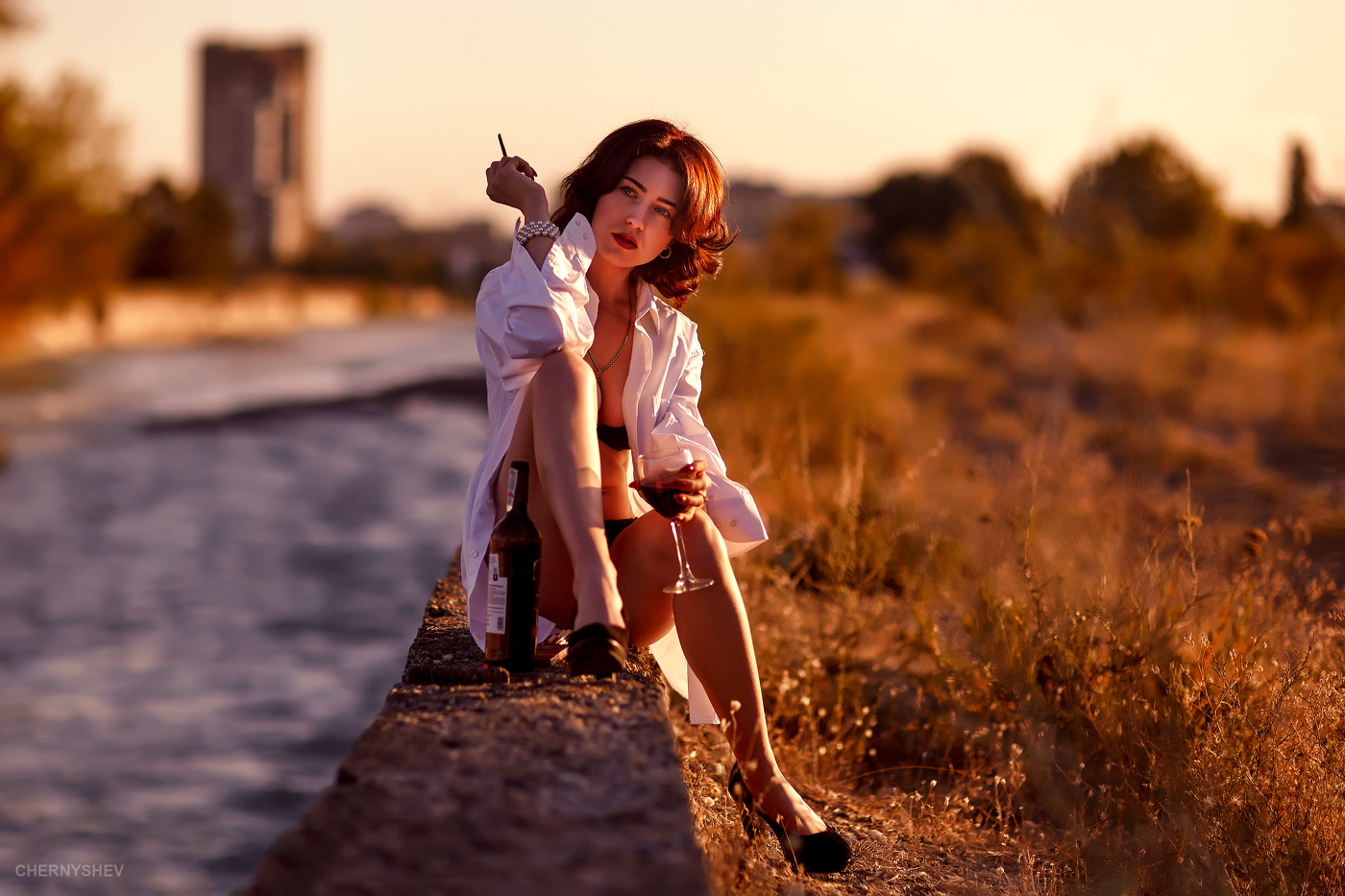 из альбома "упавшее Солнце".