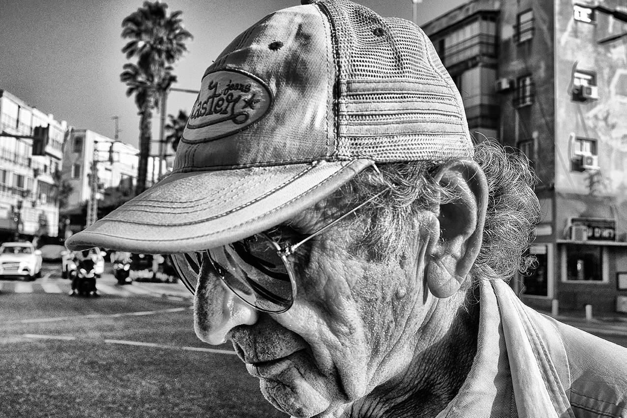 Человек в городе