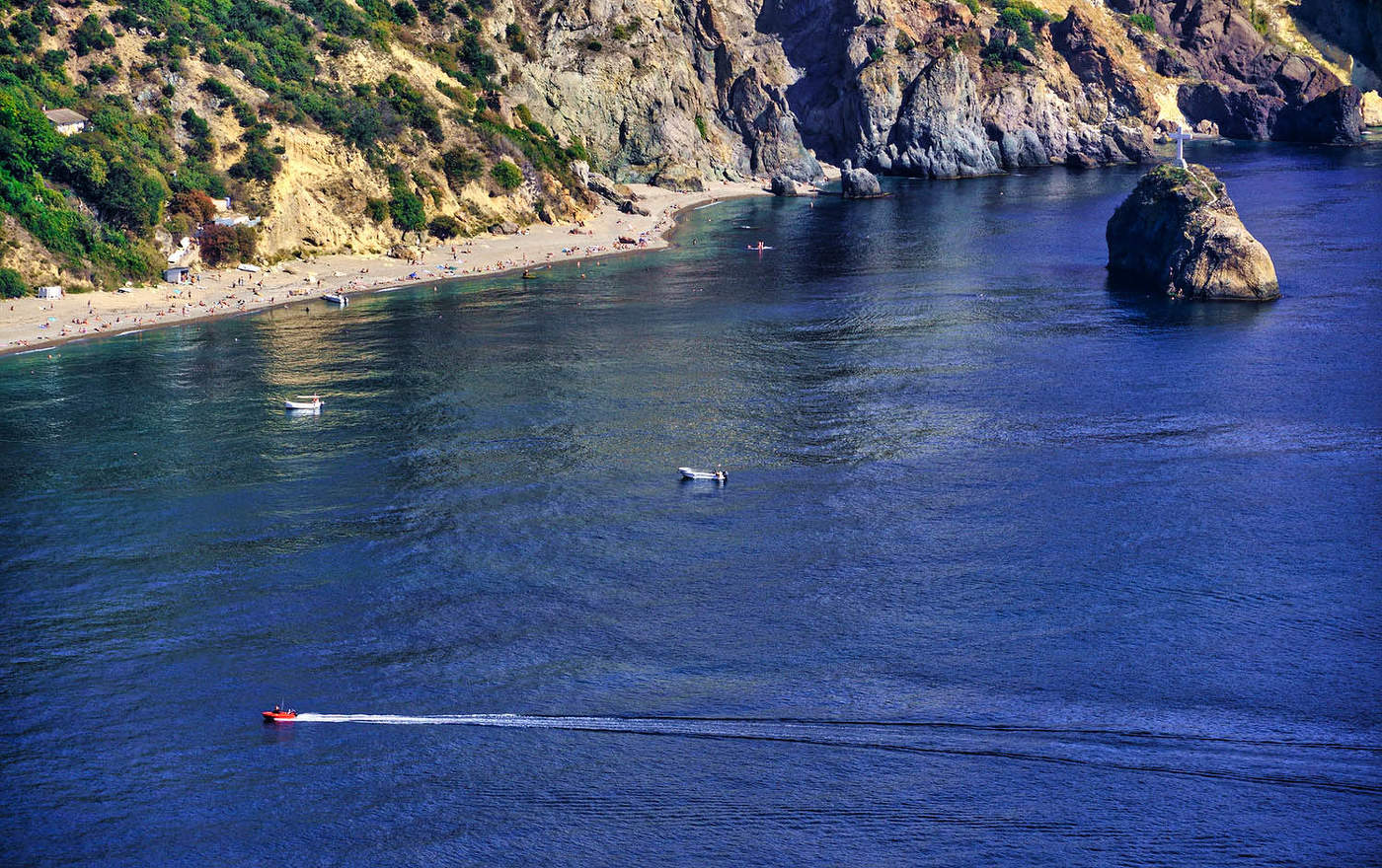 Яшмовый пляж.