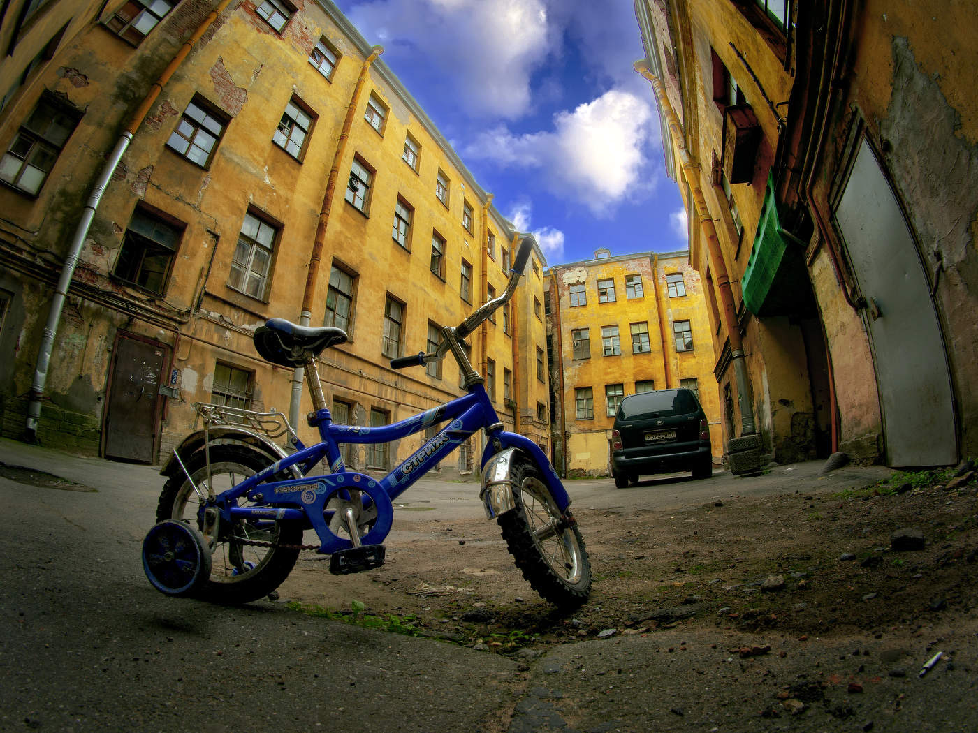 Синий велосипед