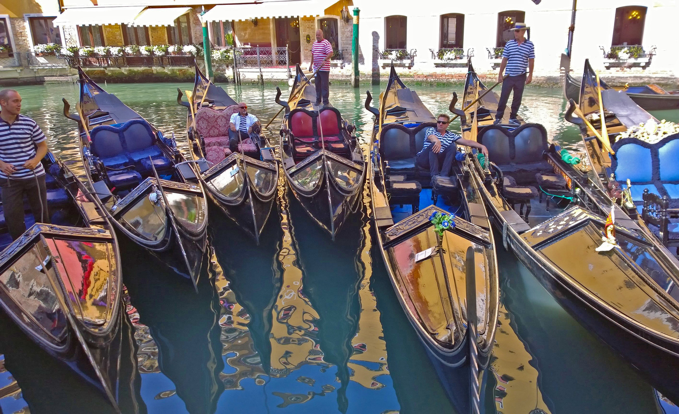 "В рабочий полдень..!"