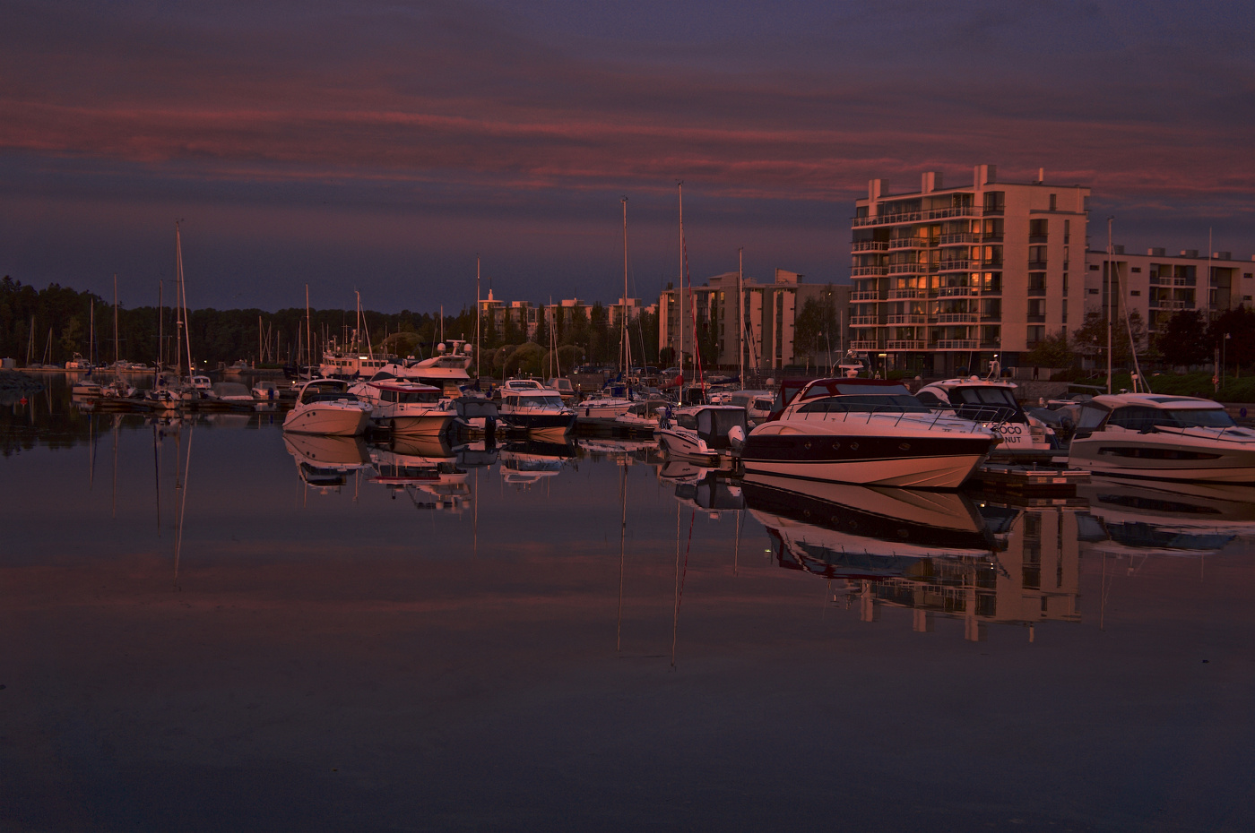 Встречая зарю