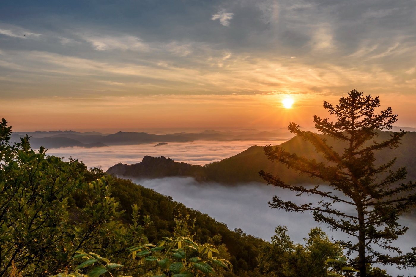 Восход в горах