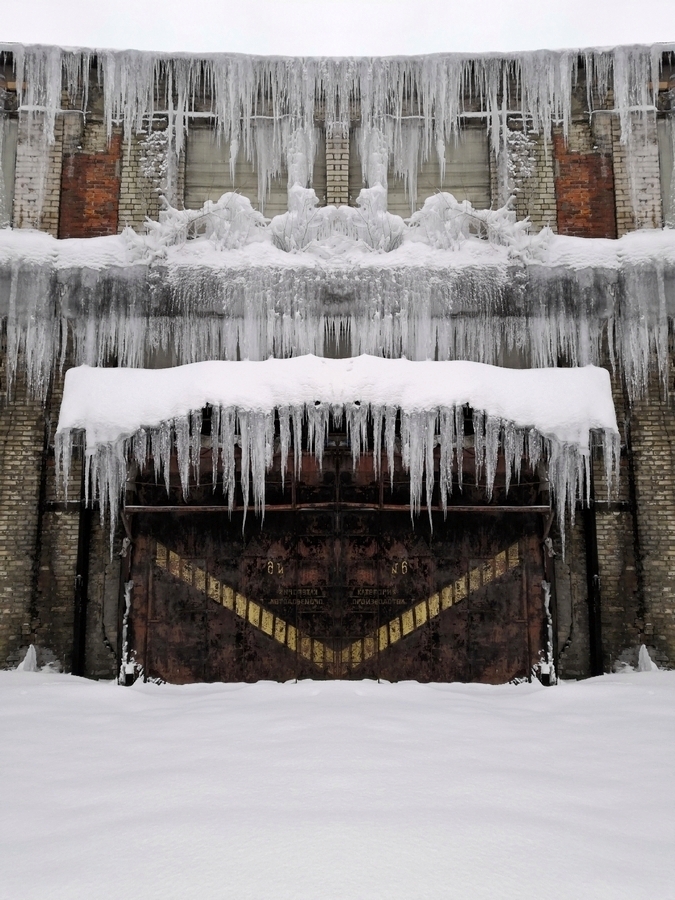 Надвратный ледопад.