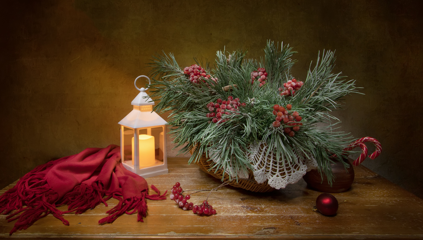 С наступающим!