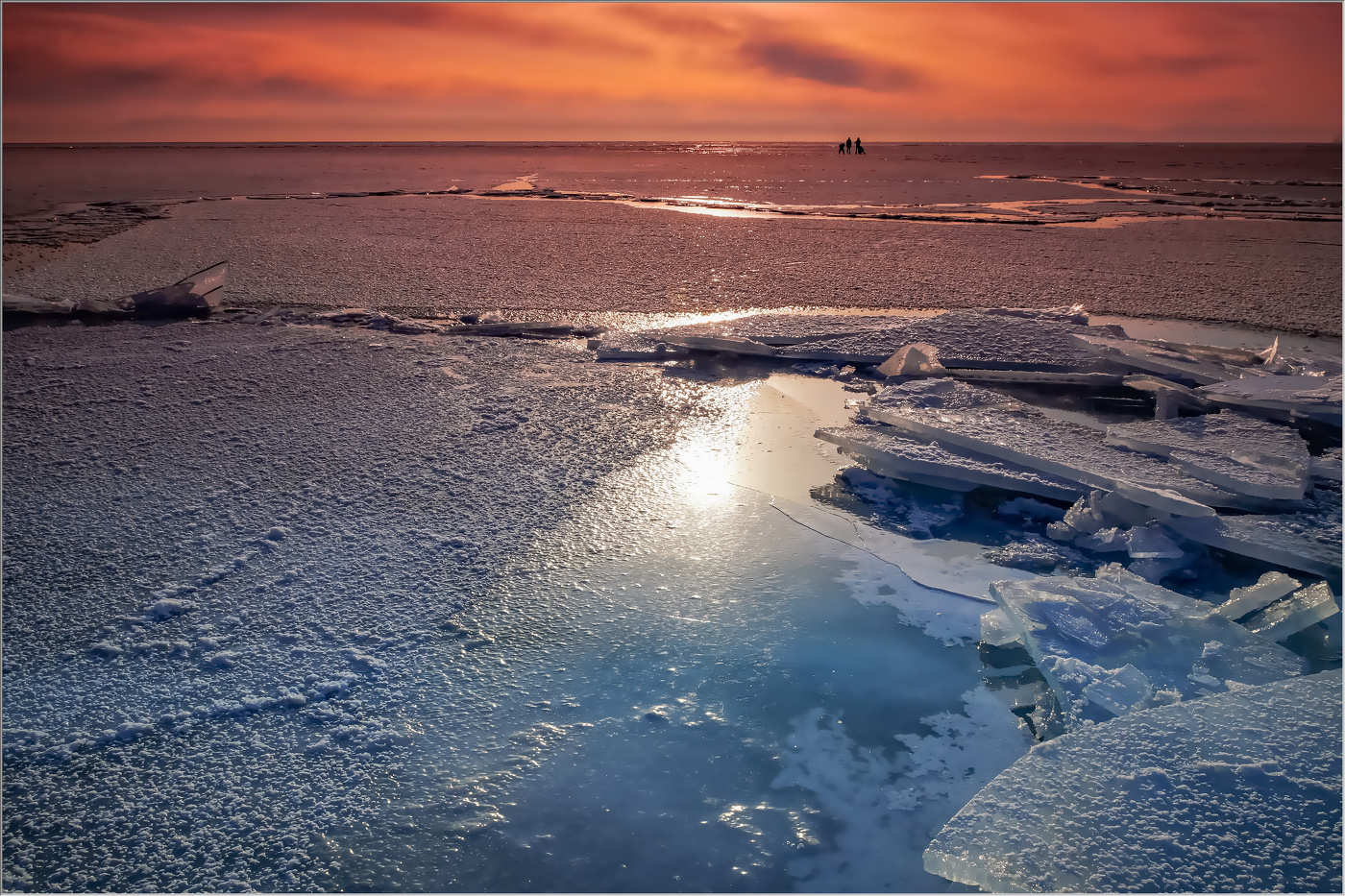 Байкальский лед