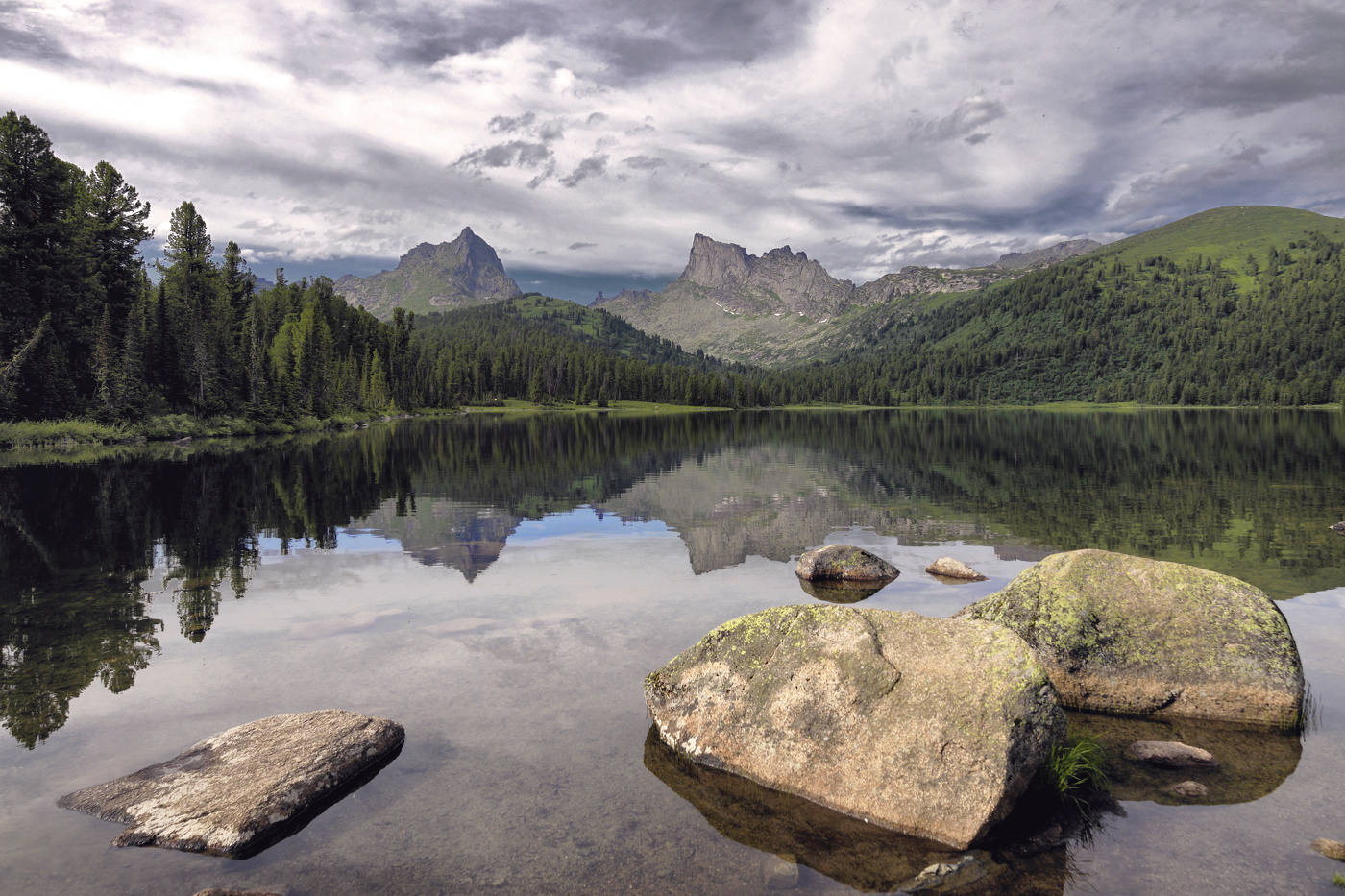 Светлое озеро