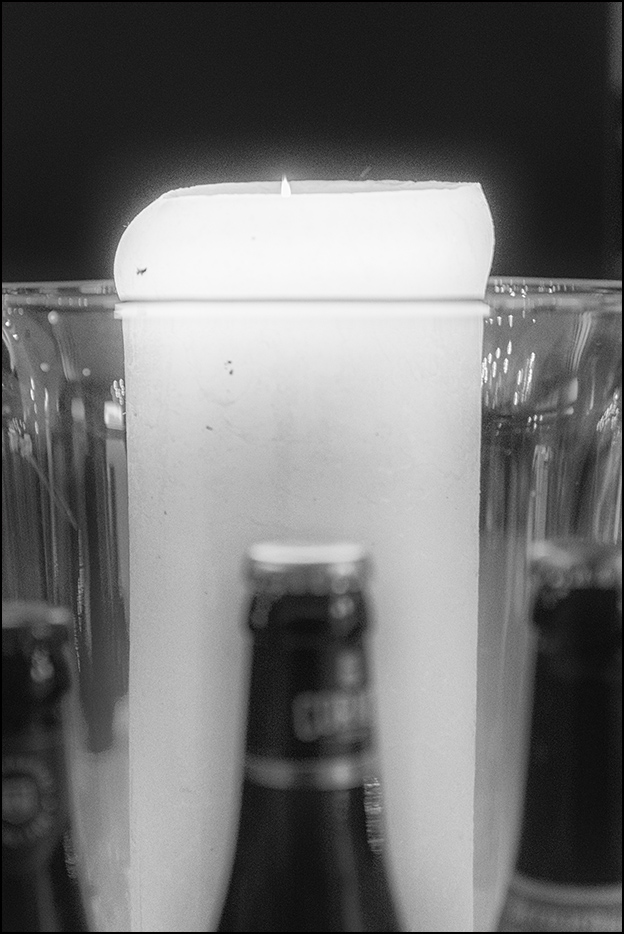 этюд с тремя флаконами бельгийского пива