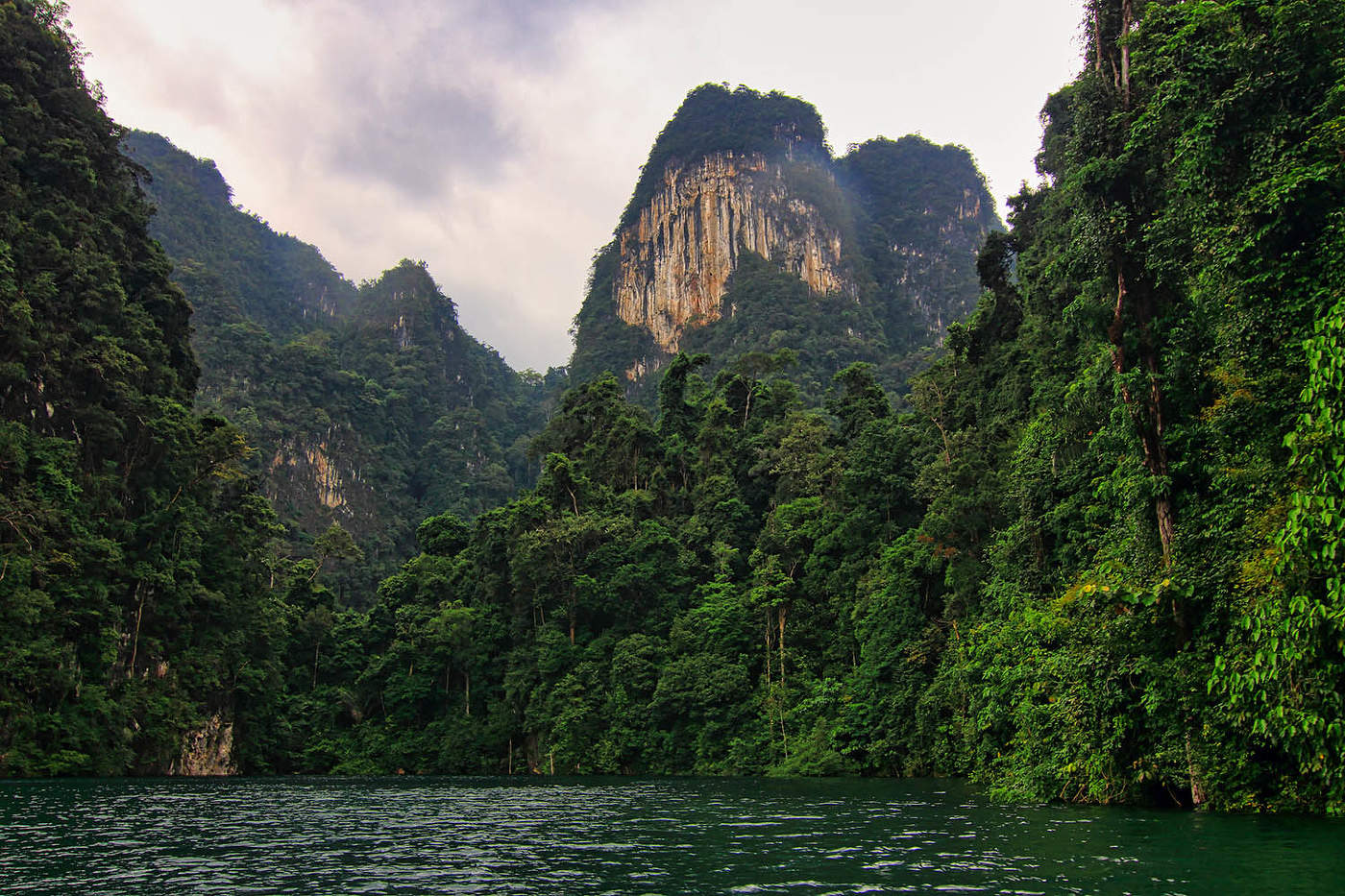 На озере Чео-Лан