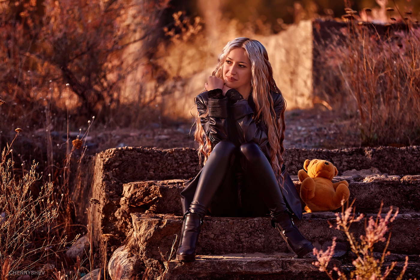 из альбома "упавшее Солнце".