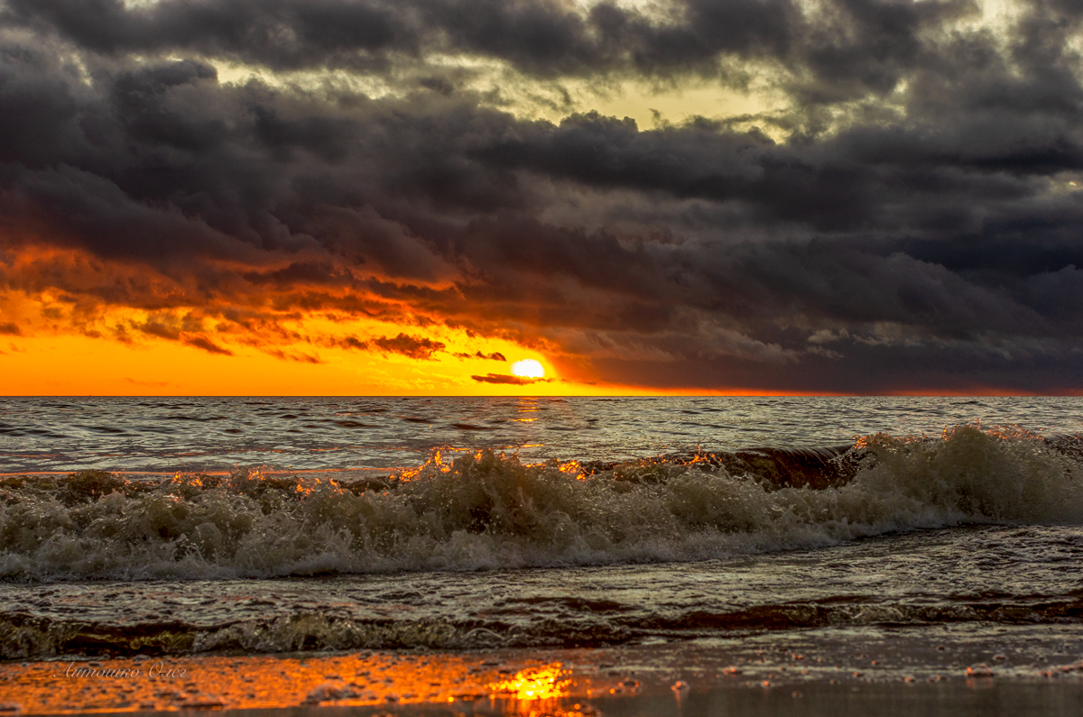 Декабрьский закат на Финском заливе.