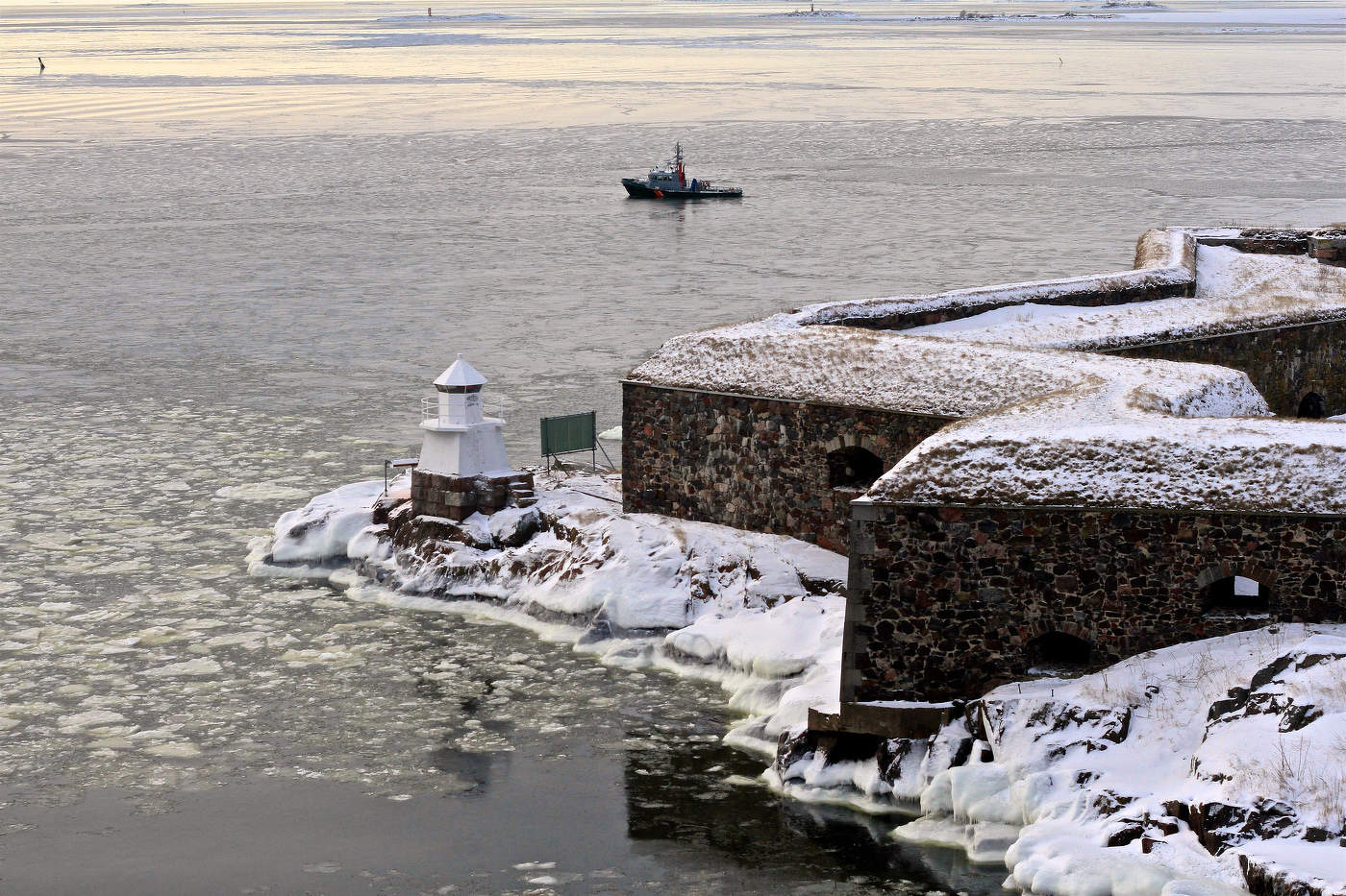 Вход в «Волчьи шхеры»...