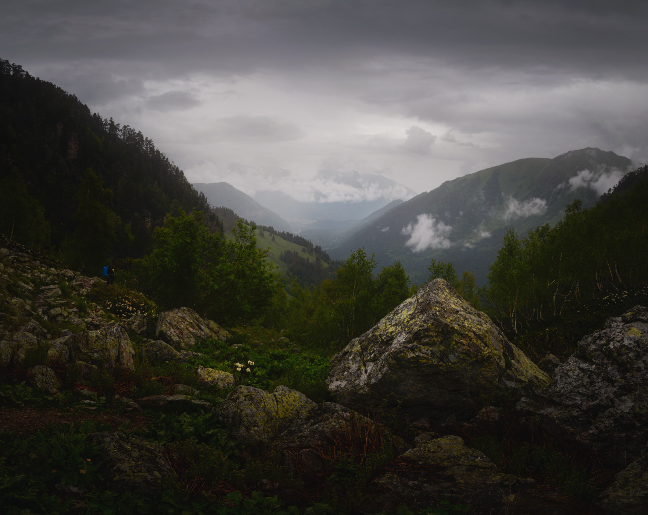 Сегодня пасмурно в горах...