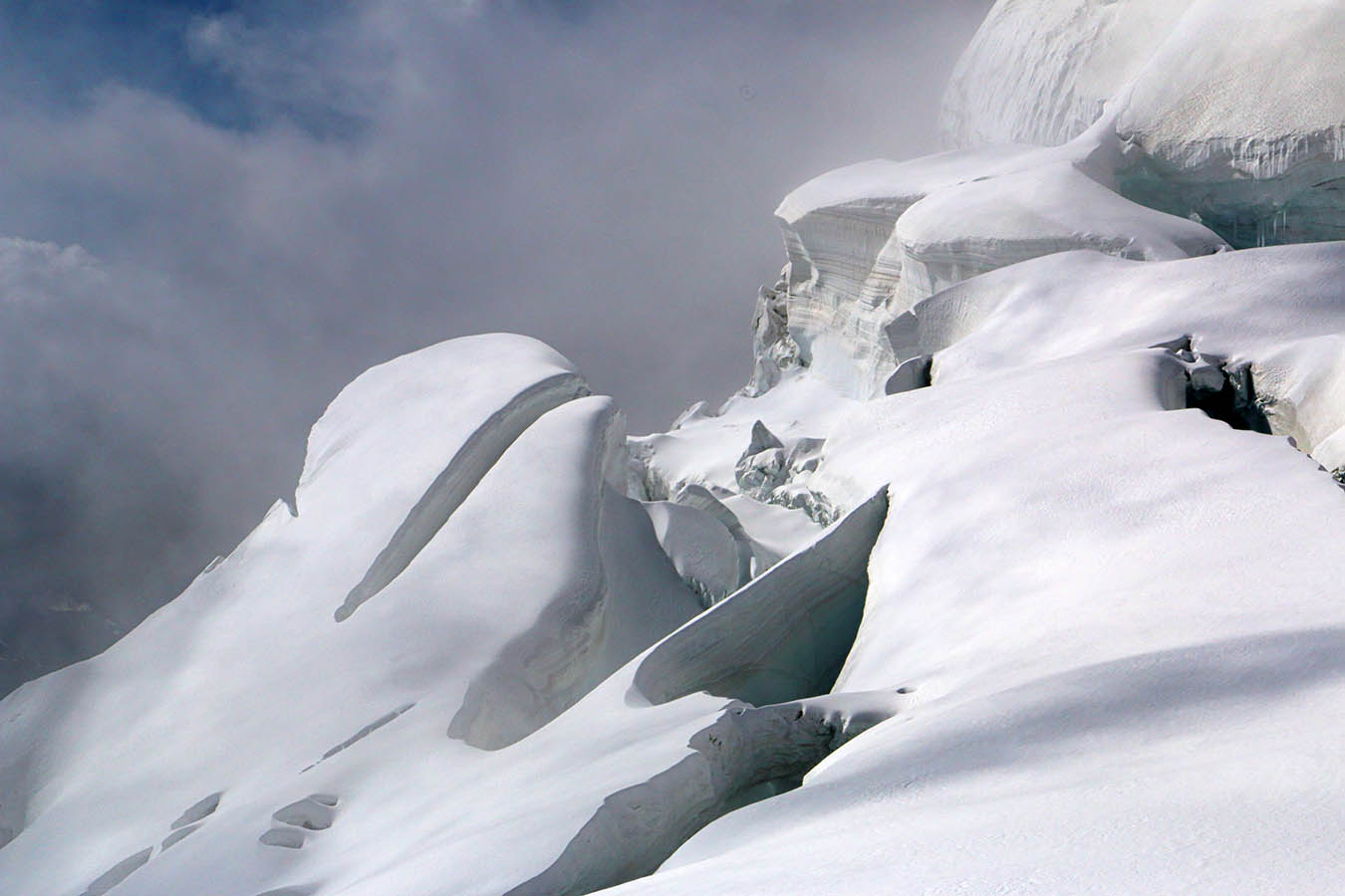На леднике Менсу
