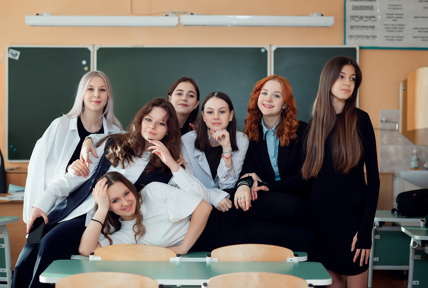 Почти единомышленницы)