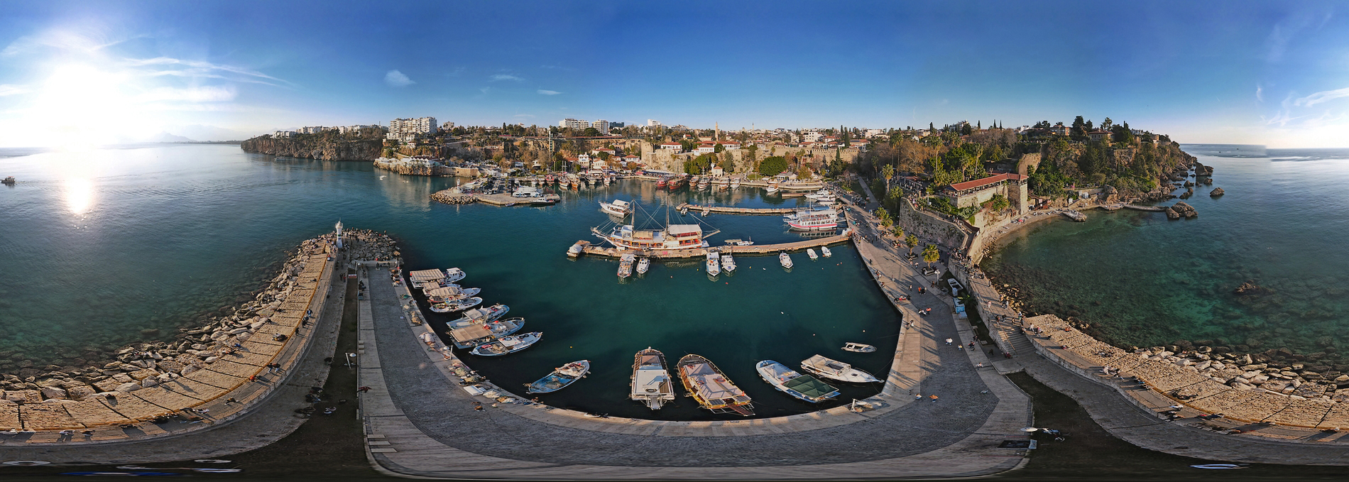 Вид на набережную Анталии