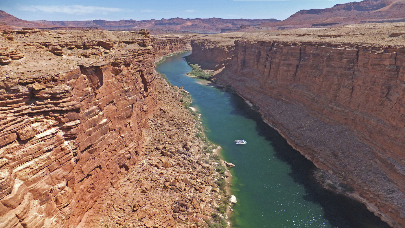 Вниз по Колорадо...