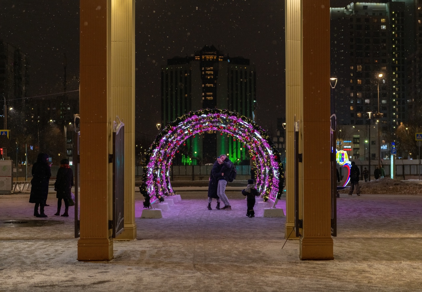 "Селфи" возле парка "Сокольники"