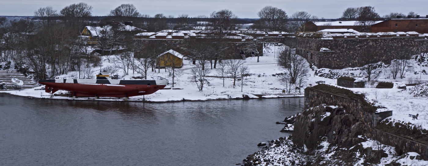 С видом на музей-подводную лодку «Vesikko»
