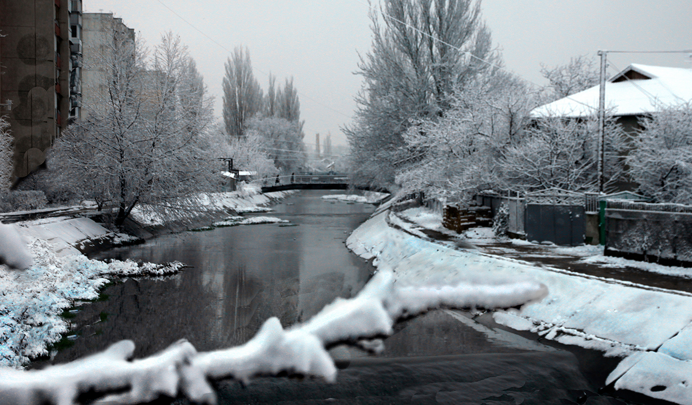 Город в снежном украшении