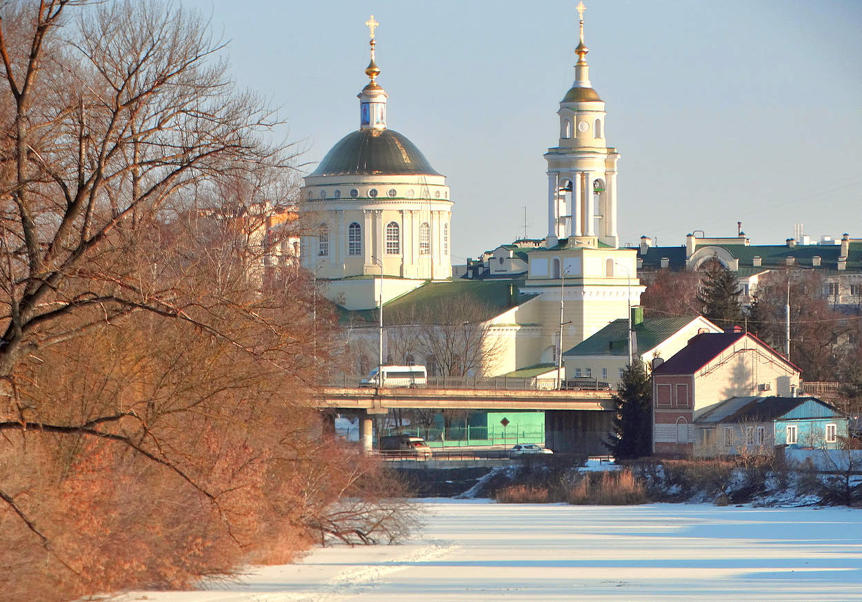 Собор над рекой