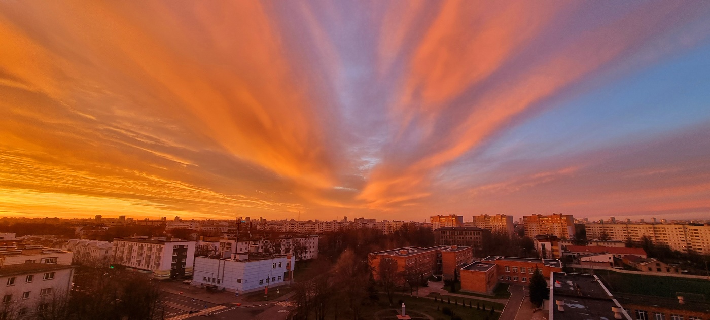 Закат в большом городе...