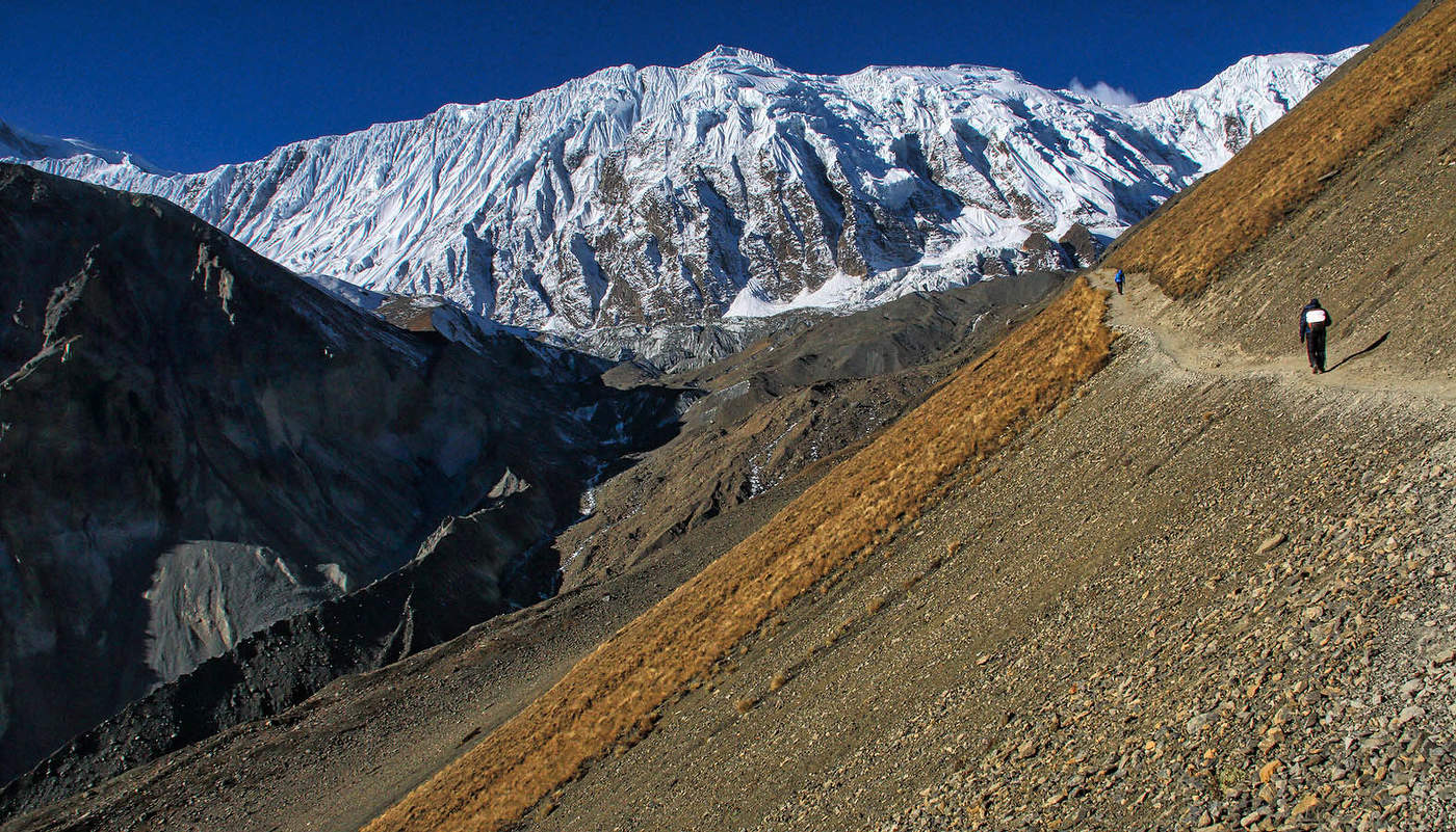 "Никто пути нашего не отберет"