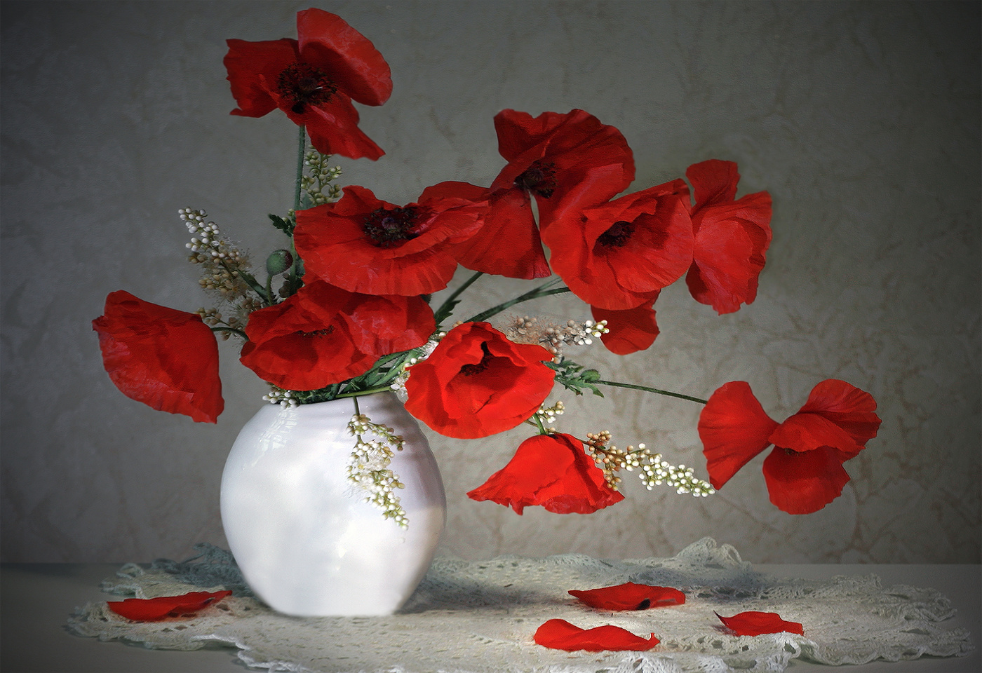 Маковый натюрморт