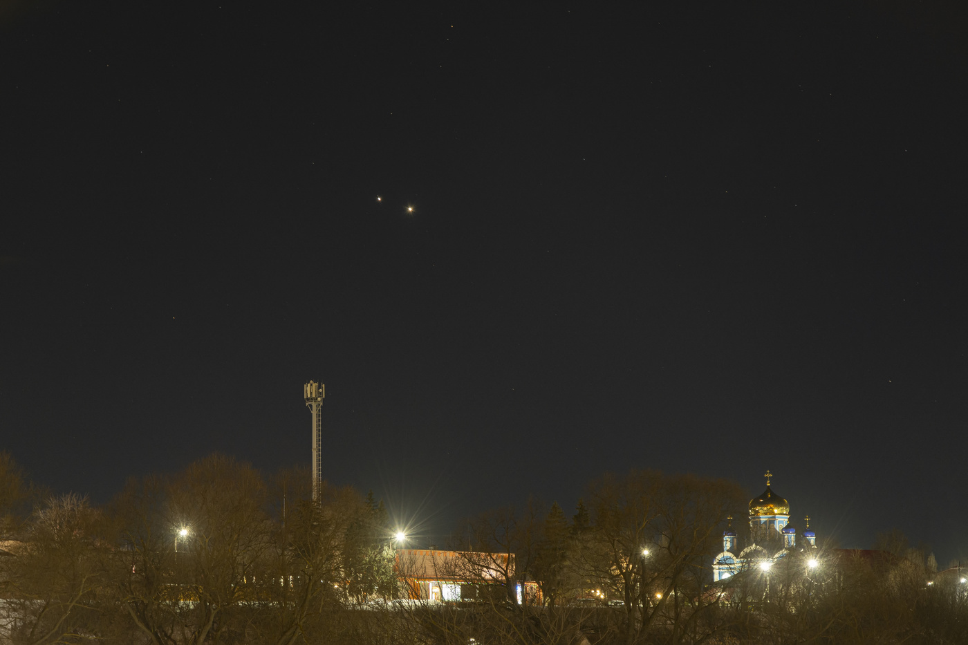 Соединение Венеры и Юпитера