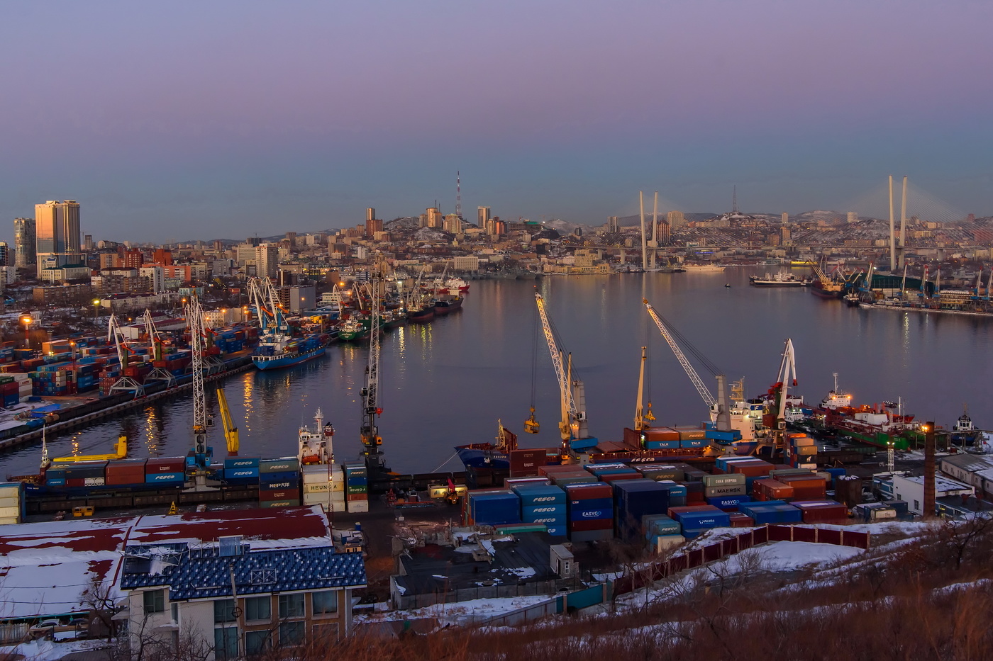 Вечерний Владивосток