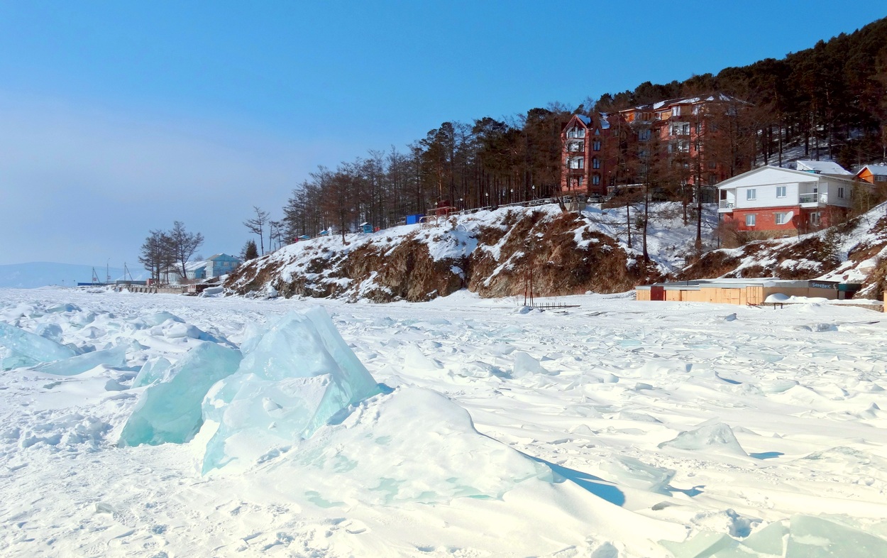 На северной окраине Листвянки