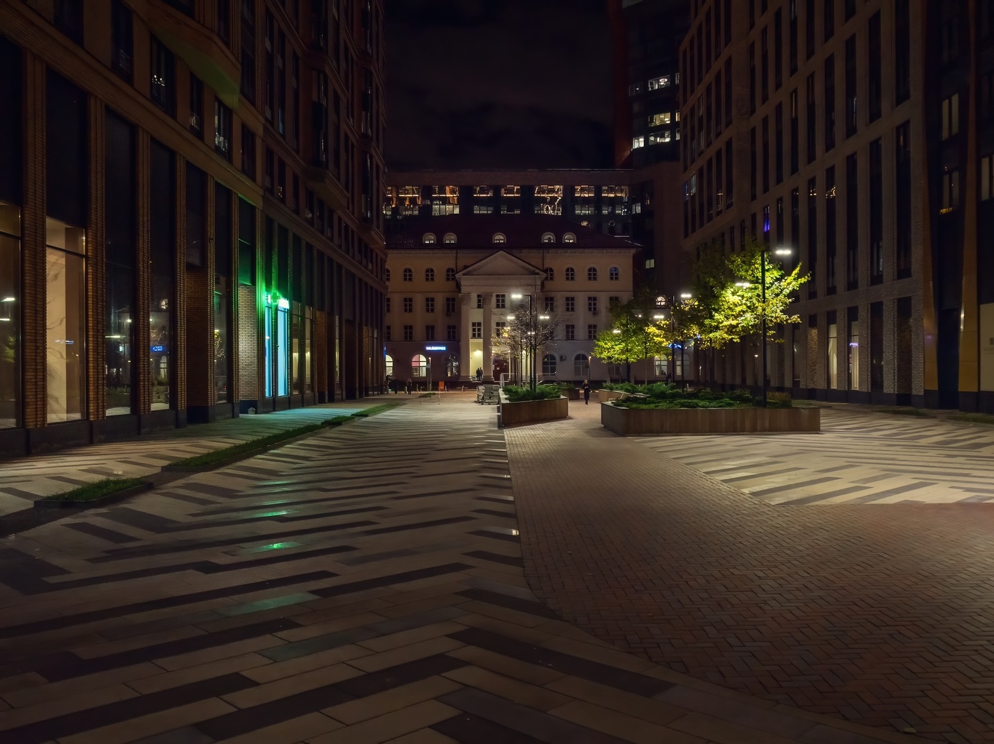 Во дворах Беговой