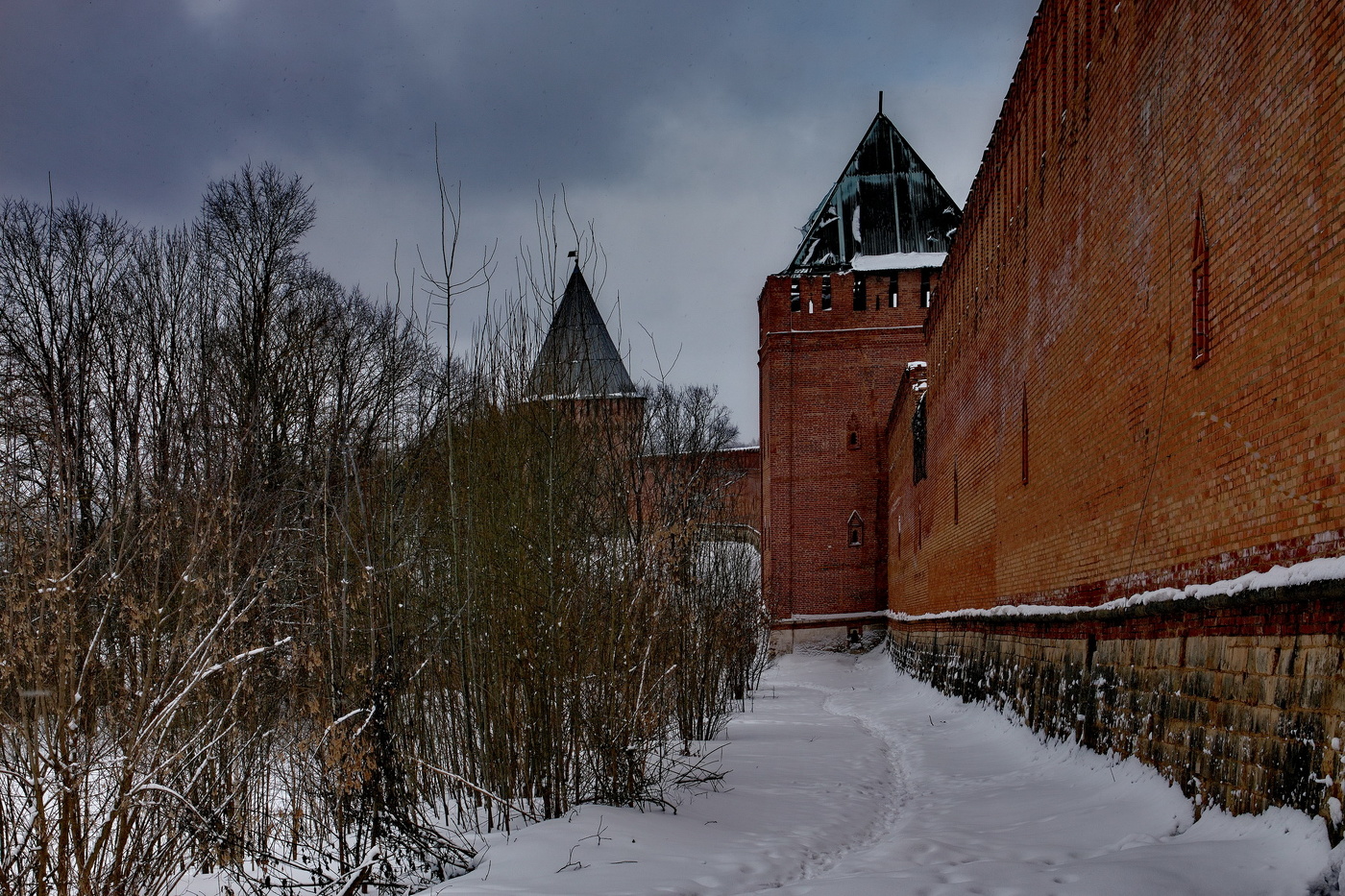 *Пасмурным днём.**