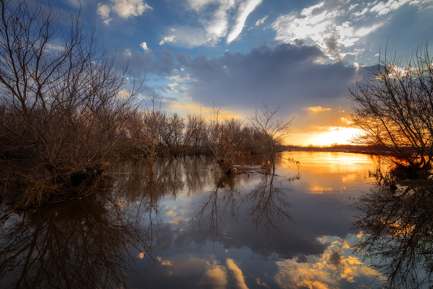 Многоводье...