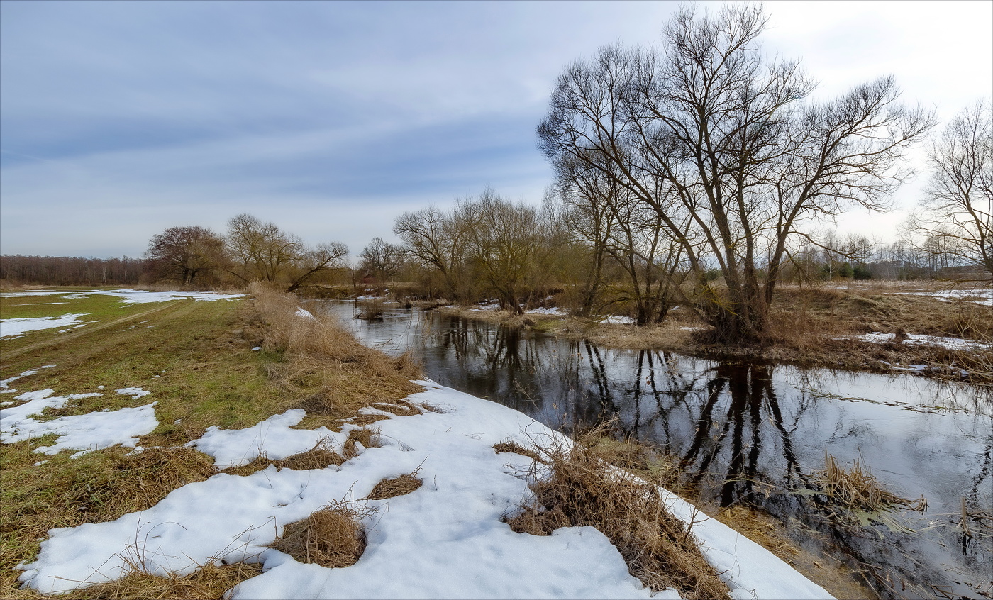 Весна. Последний снег...