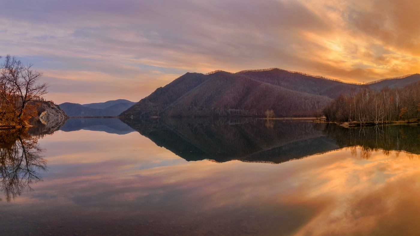 Осеннее зеркало